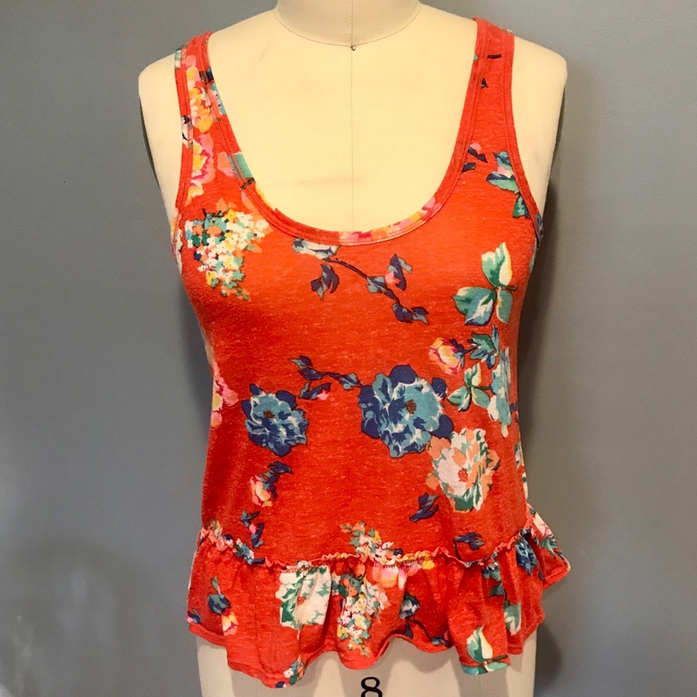 American Eagle. Size Small. Floral tank.